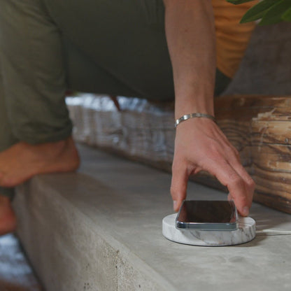 Einova Wireless Charging Stone White Marble